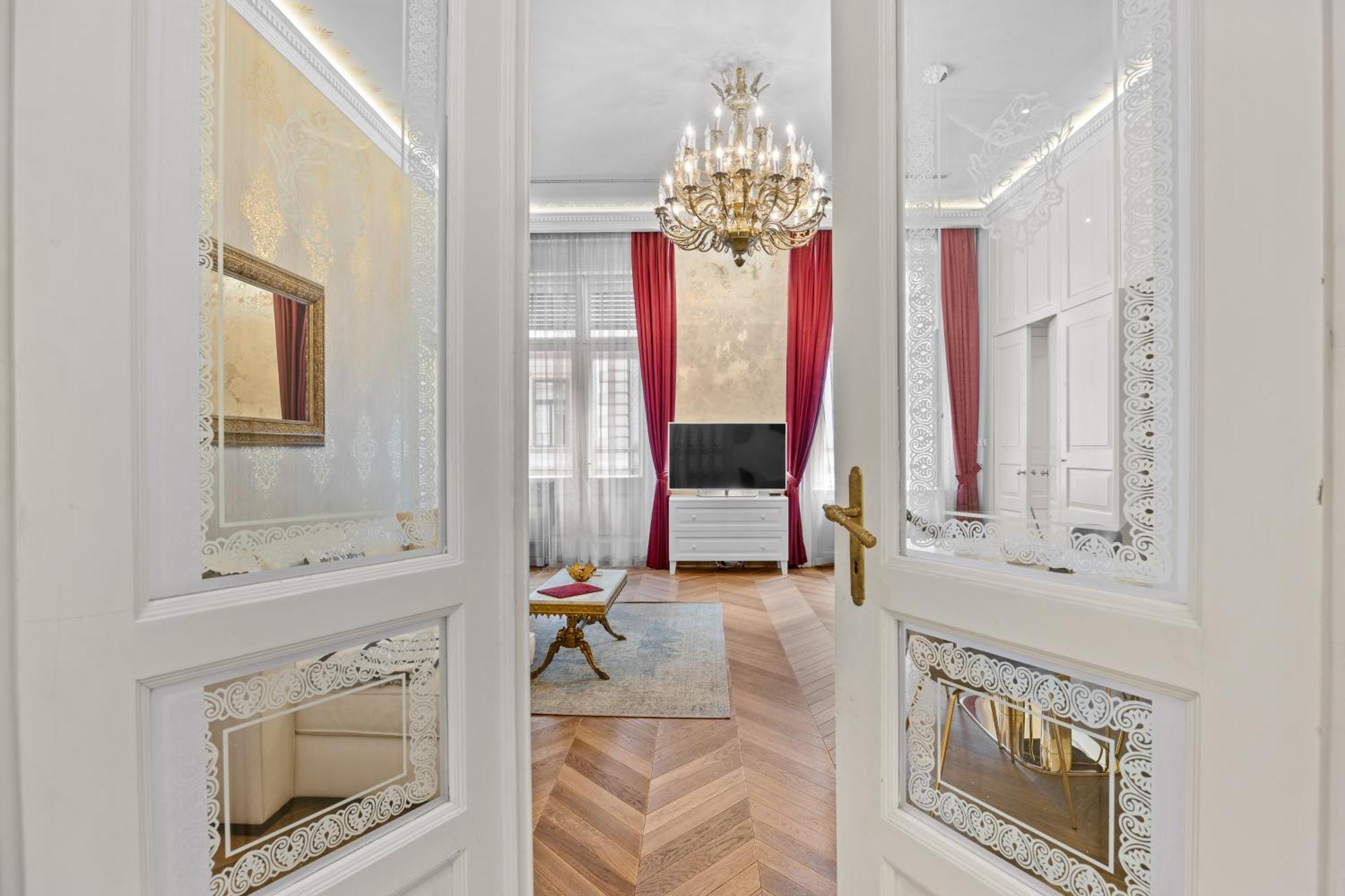 Count Zrinyi Basilica Luxurious Residence Budapest Luaran gambar