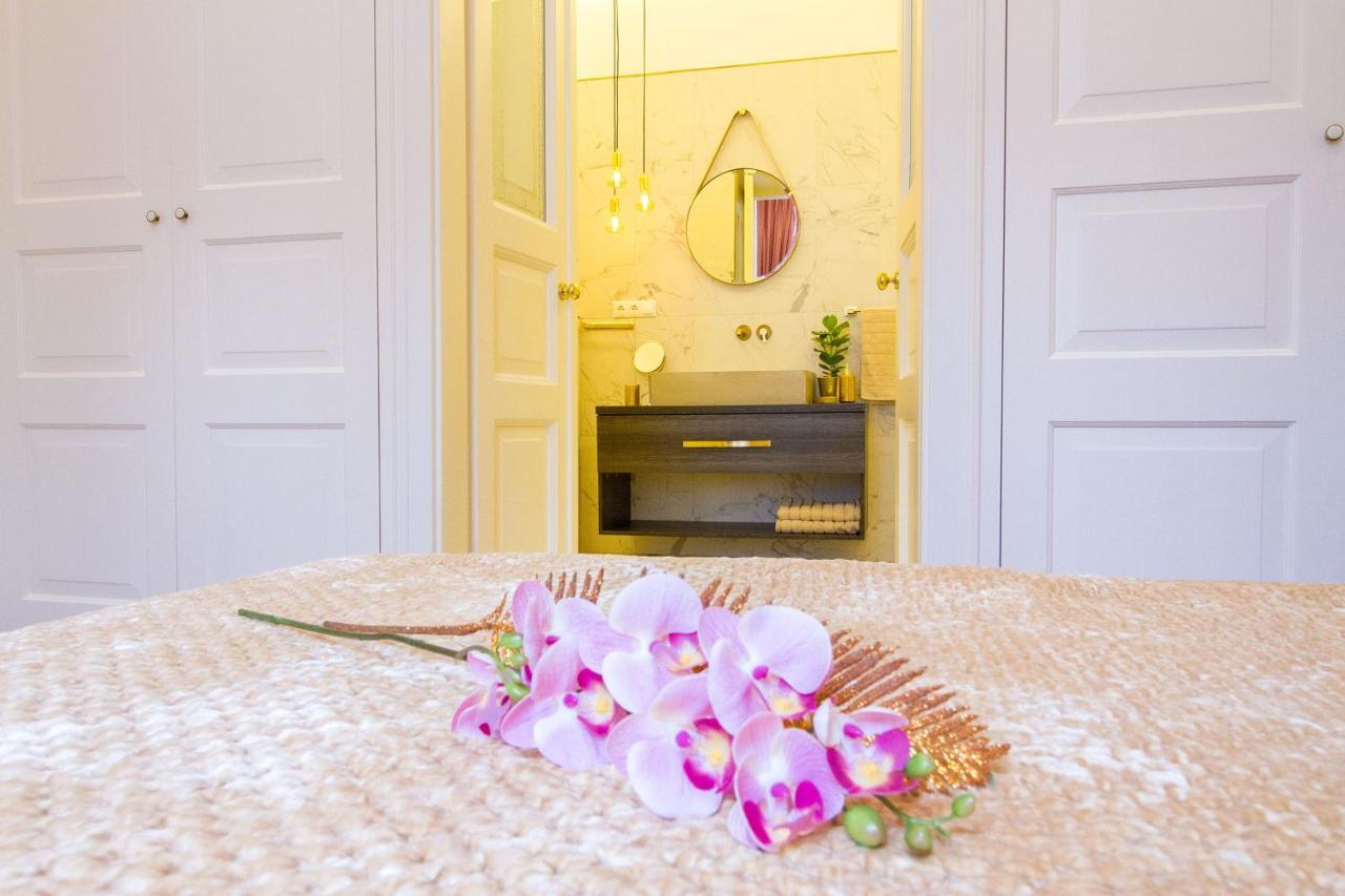 Count Zrinyi Basilica Luxurious Residence Budapest Luaran gambar